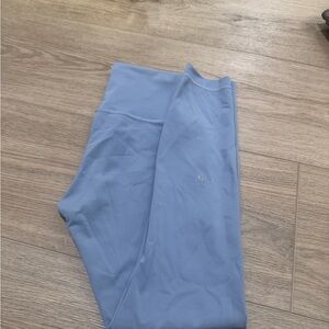 Lululemon Wunder Train HR Tight 25” - Size 6
